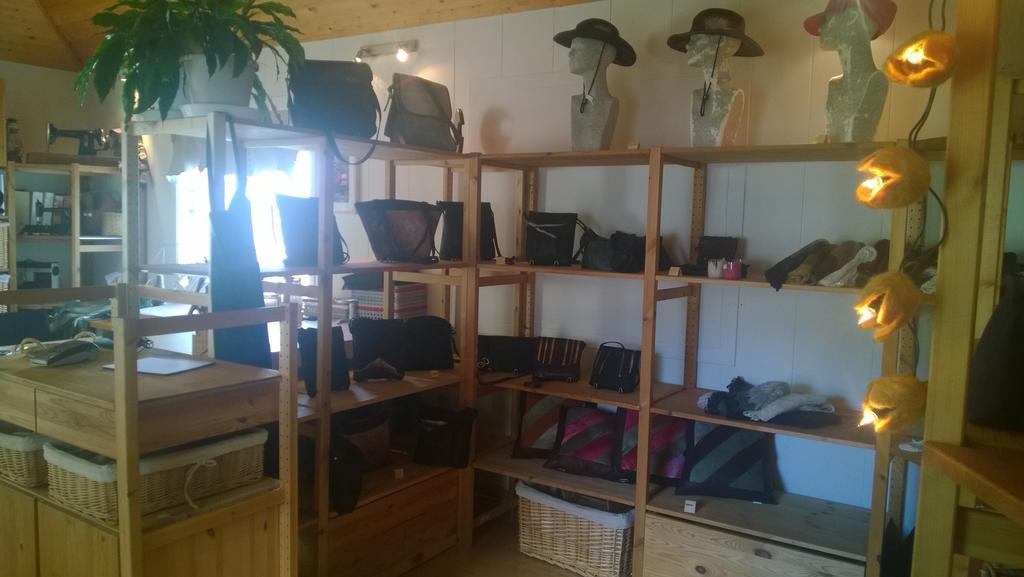 Guesthouse Skjoldolfsstadir Skjoldolfsstathir ภายนอก รูปภาพ